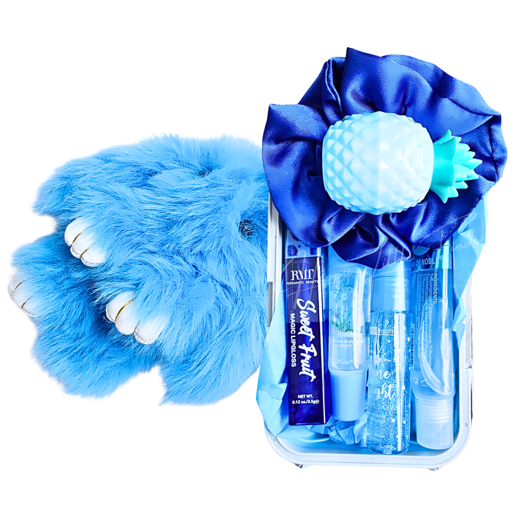 ✨ Classic Glam Mini Suitcase Bundle + Fluffy Bunny Charm ✨